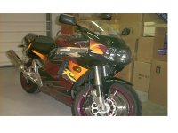suz-gsxr750-95-bikepics-03795.jpg